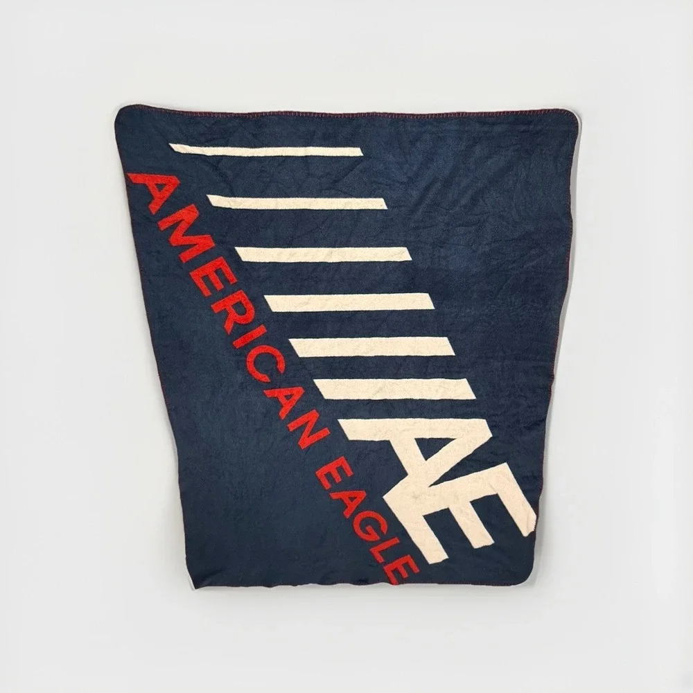 American Eagle Outfitters Logo Fleece Throw Blanket 50
